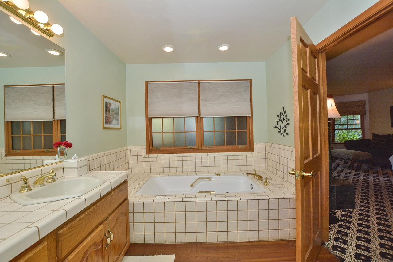 Alpenhorn Bed And Breakfast Big Bear Lake Exterior photo