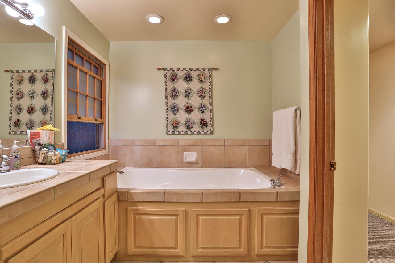 Alpenhorn Bed And Breakfast Big Bear Lake Exterior photo