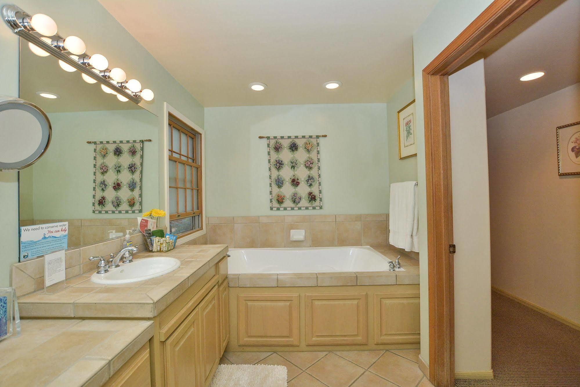 Alpenhorn Bed And Breakfast Big Bear Lake Exterior photo